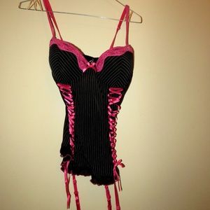 Black/Pink Bustier with Gartiers Lingerie
